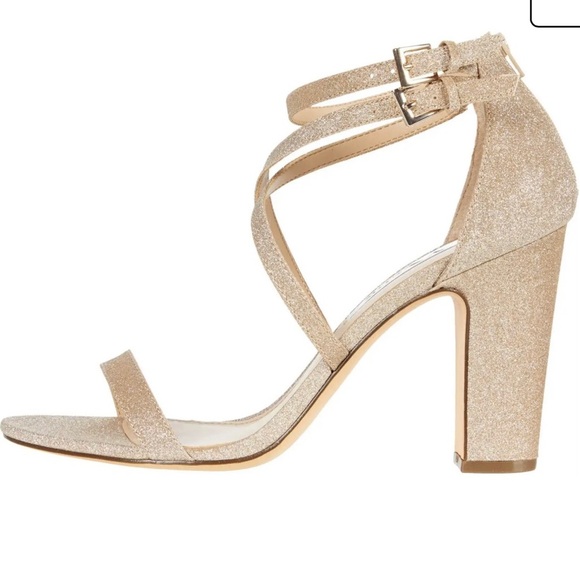 Nina Shari Sand Gold Dress Heels - Picture 3 of 11